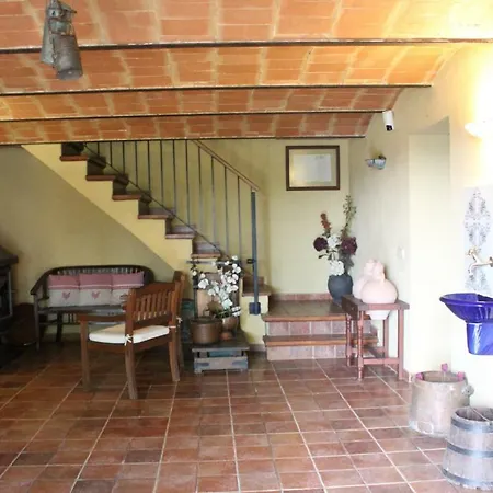 Simon Country house